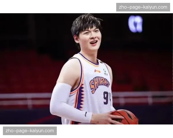 王哲林脚部受伤缺席客场比赛 上海内线轮换需调整